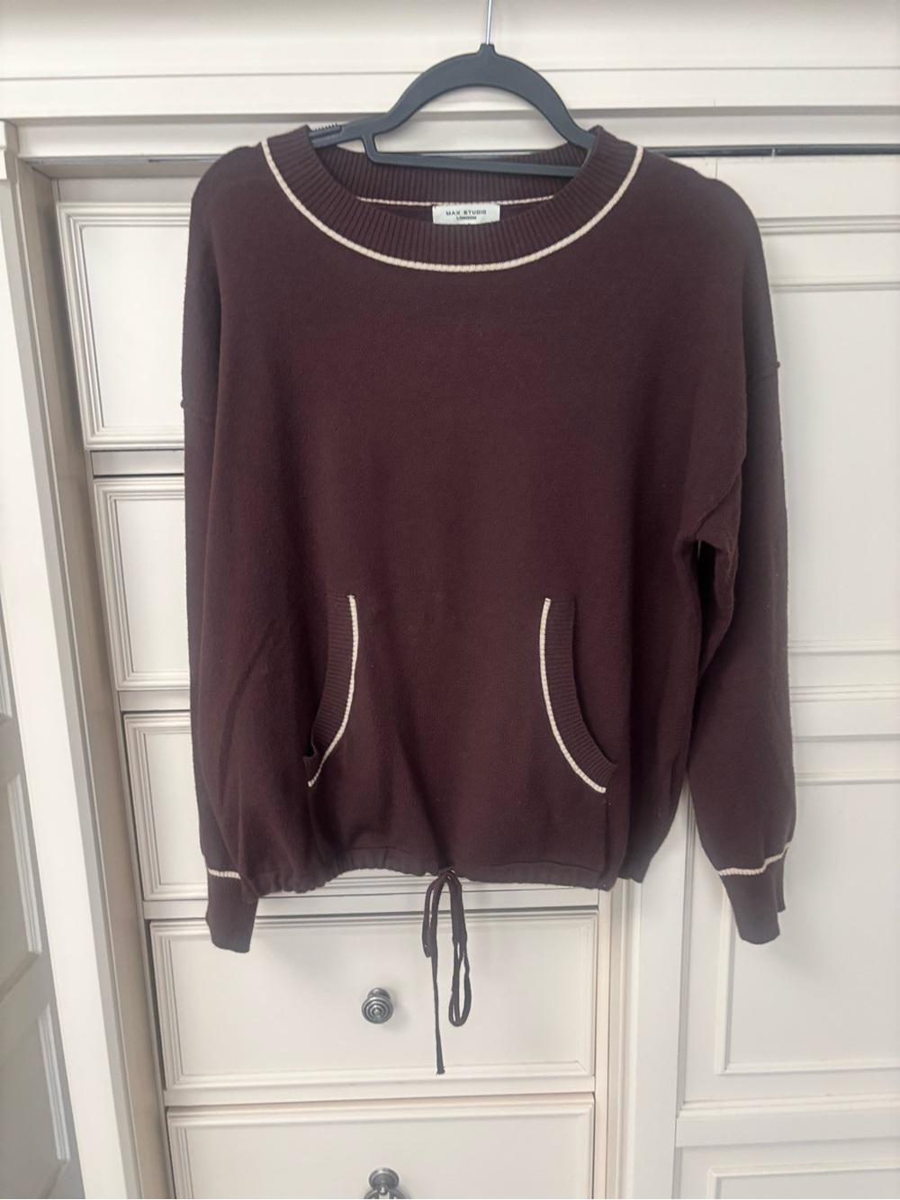 Max Studio Brown Crewneck Sweater with Cream Trim